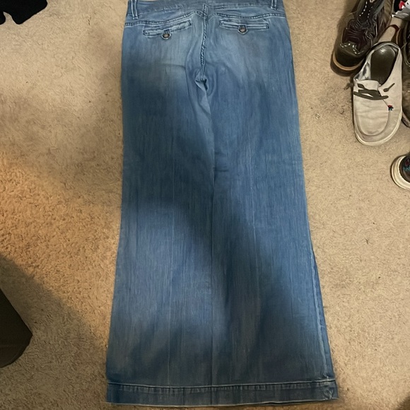 Selling American eagle jeans. - Picture 2 of 2